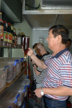 4考评组调研餐厅2_调整大小.JPG
